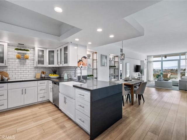 Condo for sale in Canoga Park, California