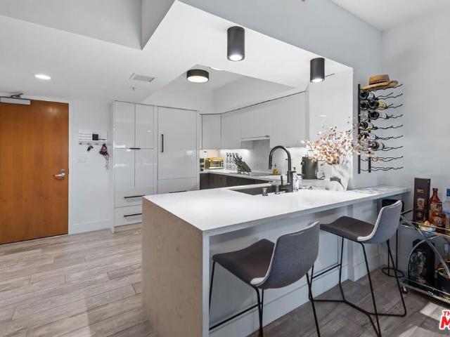 Property for rent in Canoga Park, California