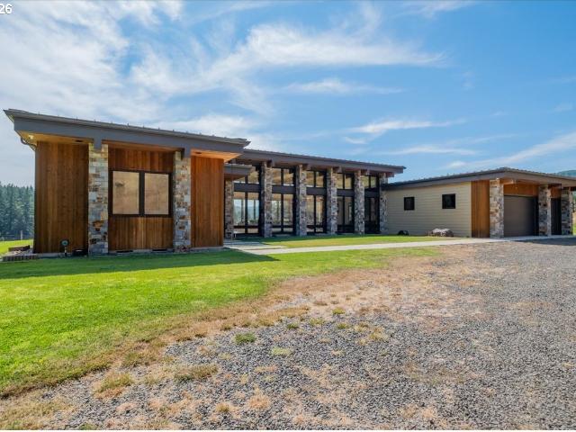 House for sale in Oregonia