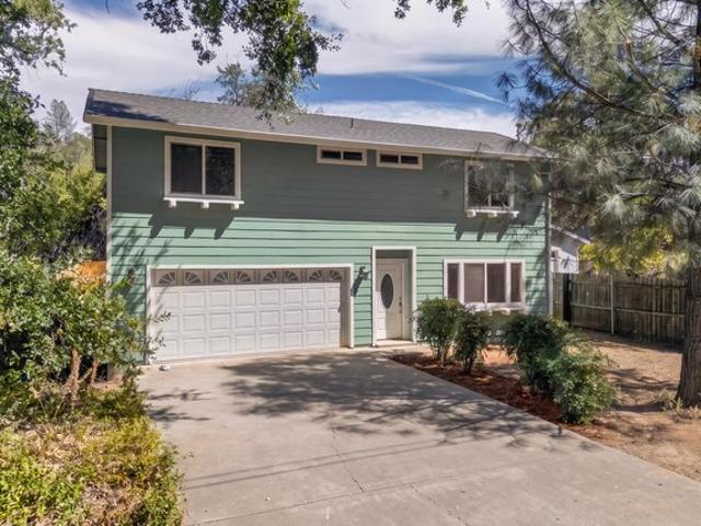 House for sale in Shasta, California