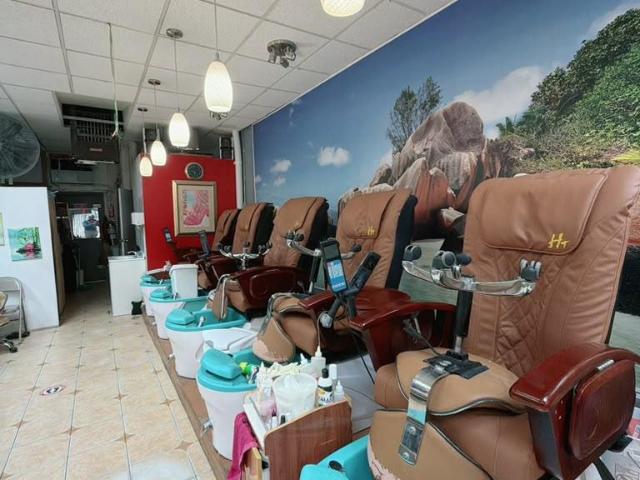 Commercial for sale in The Bronx, Arverne