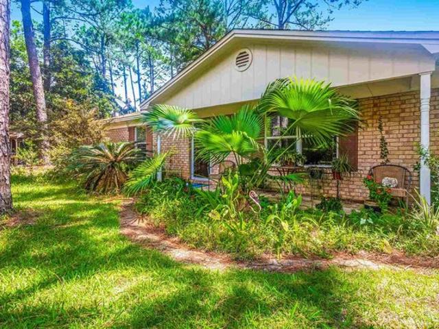 House for sale in Gulf Breeze, Florida