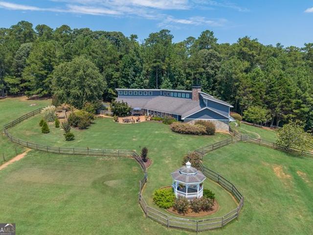 House for sale in Oxford, Georgia