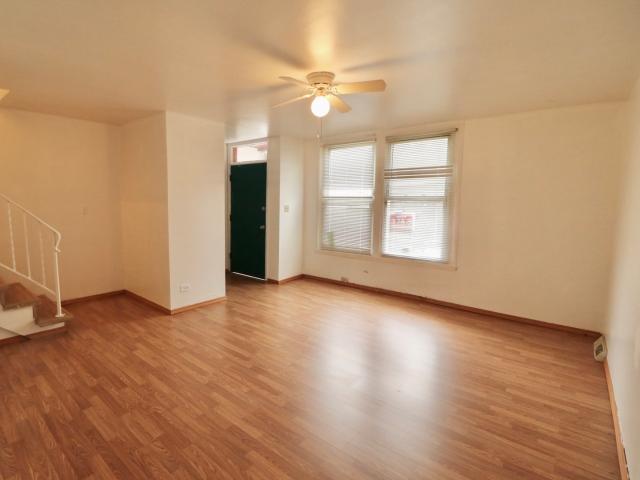 Townhouse for sale in Des Plaines