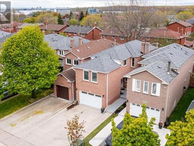 House for sale in Oakville, Ontario
