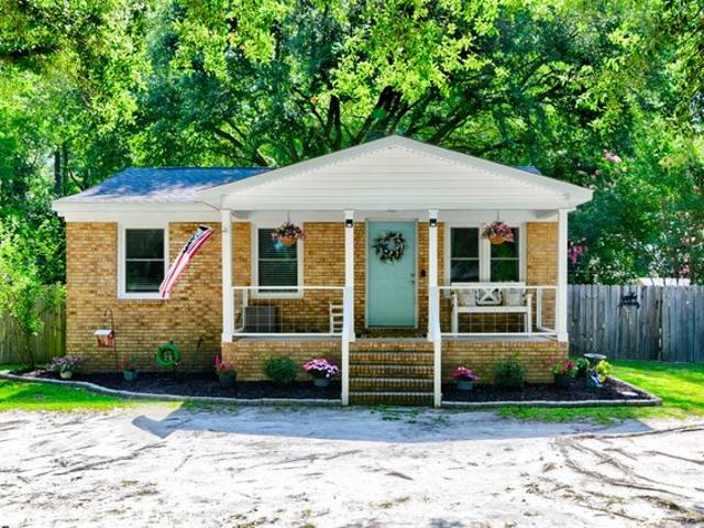 House for sale in Moncks Corner, South Carolina