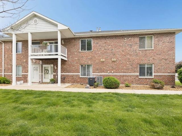 Condo for sale in Crest Hill, Illinois