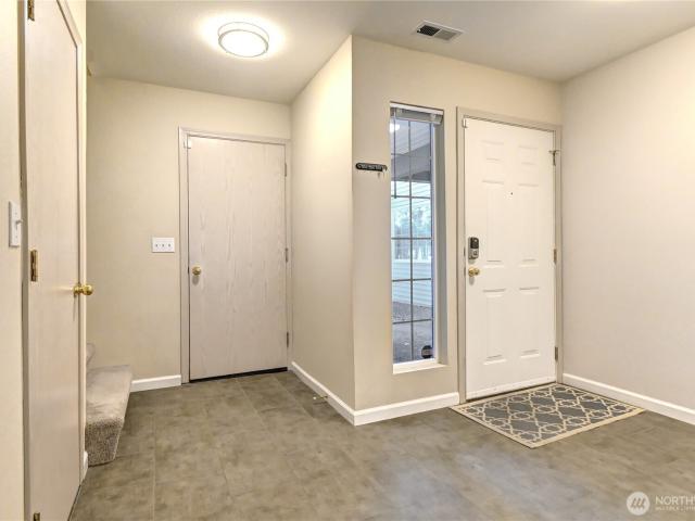 House for sale in Washington