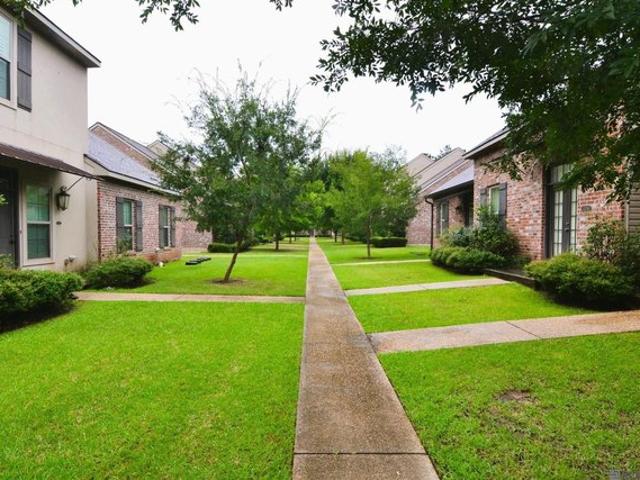 Townhouse for sale in Saint Francisville, Louisiana