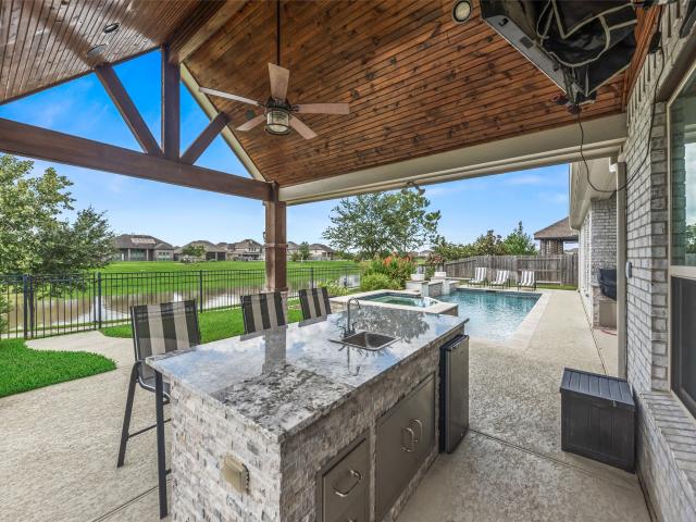 House for sale in Rosharon, Texas