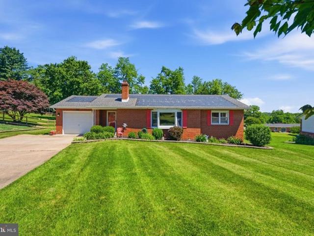 House for sale in Rocky Ridge, Maryland
