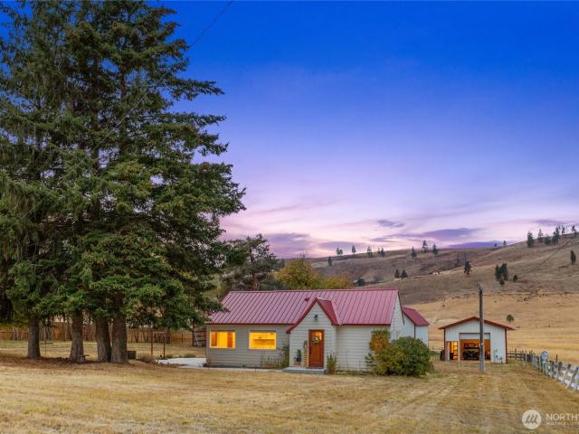 House for sale in Cle Elum, Washington