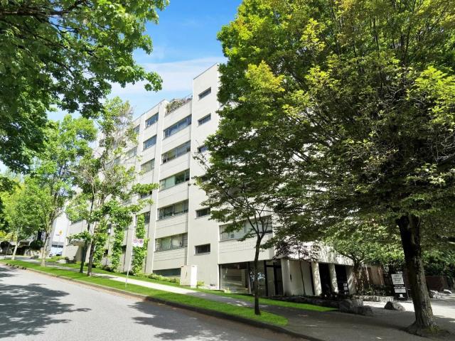 Apartment for rent in Davie Village, Vancouver