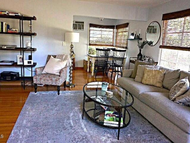 House for sale in Altadena, Los Angeles County