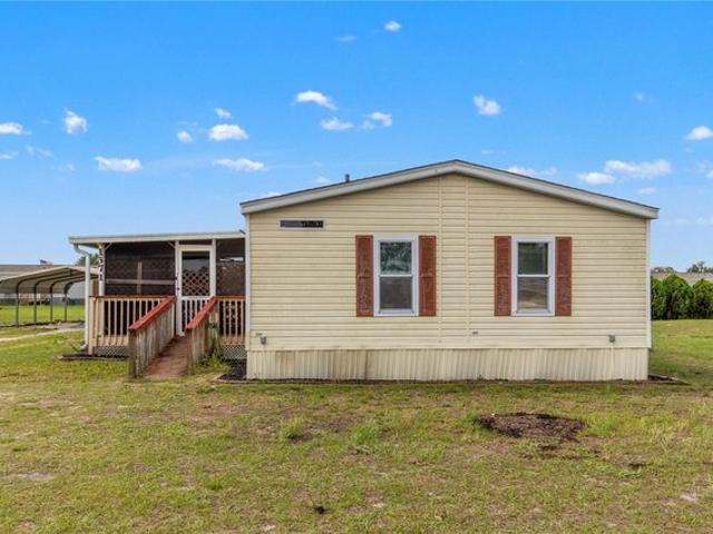 House for sale in Lake Panasoffkee, Florida