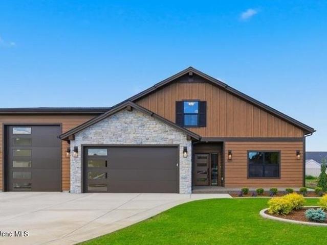 House for sale in Hayden, Idaho