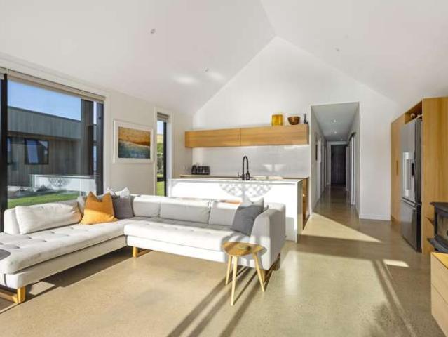 House for sale in Otakou