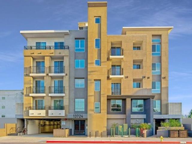 House for sale in Canoga Park, California