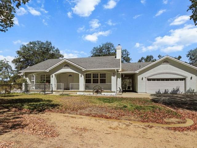 House for sale in Shasta, California