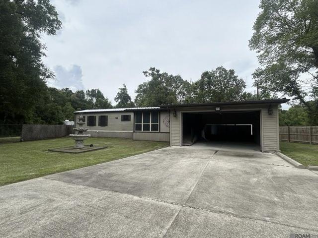 House for sale in Walker, Louisiana