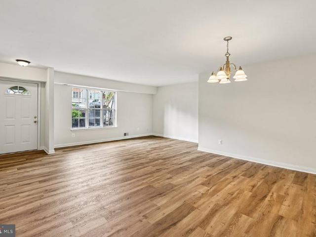 Condo for sale in Chantilly, Fairfax County