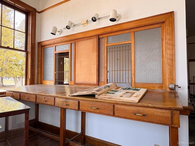 Commercial for sale in Nahma, Michigan