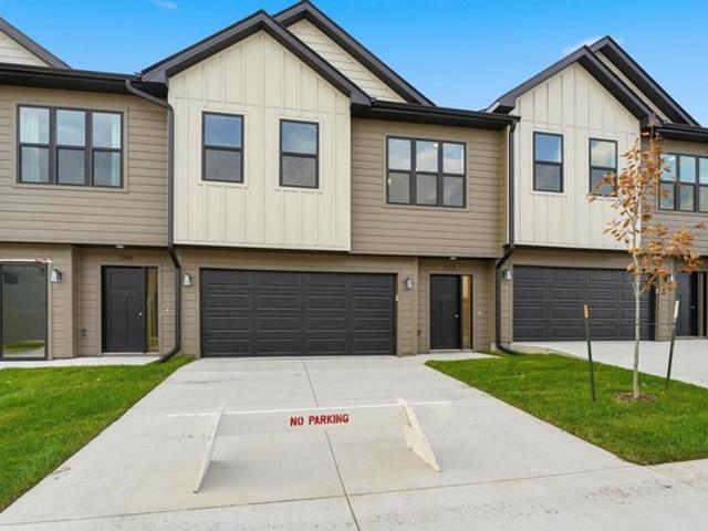 Townhouse for sale in Waukee, Iowa