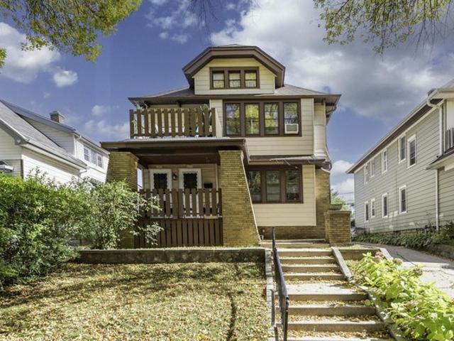 House for sale in Milwaukee, Wisconsin