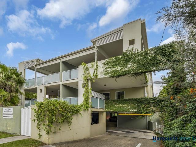 Apartment for rent in Toombul, Queensland