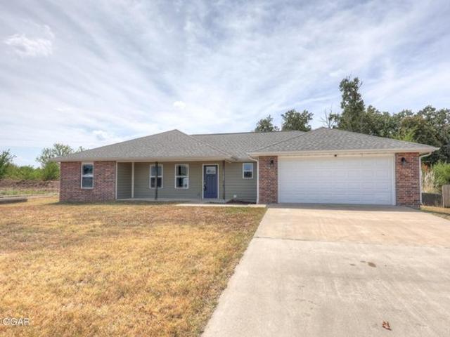 House for sale in Neosho, Missouri