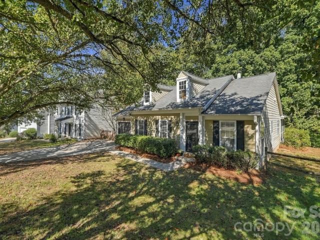 House for sale in Pineville, Mecklenburg County
