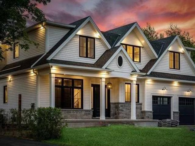 House for sale in Oakville, Ontario