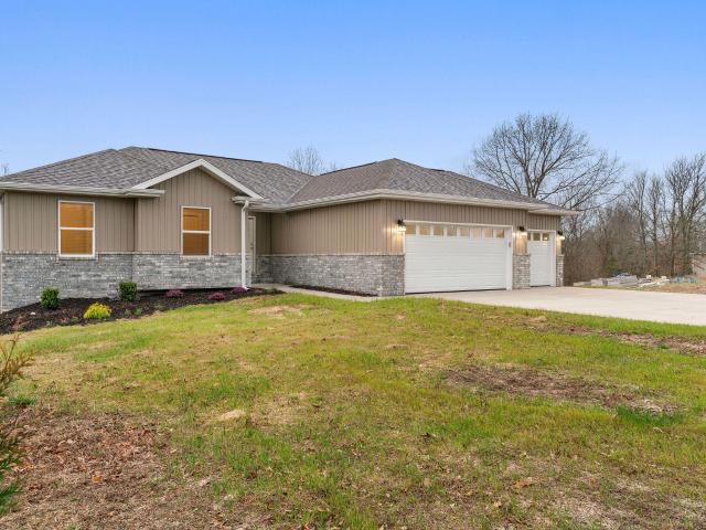 House for sale in Blue Eye, MO, Stone County