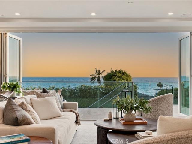 Condo for sale in Laguna Beach, California