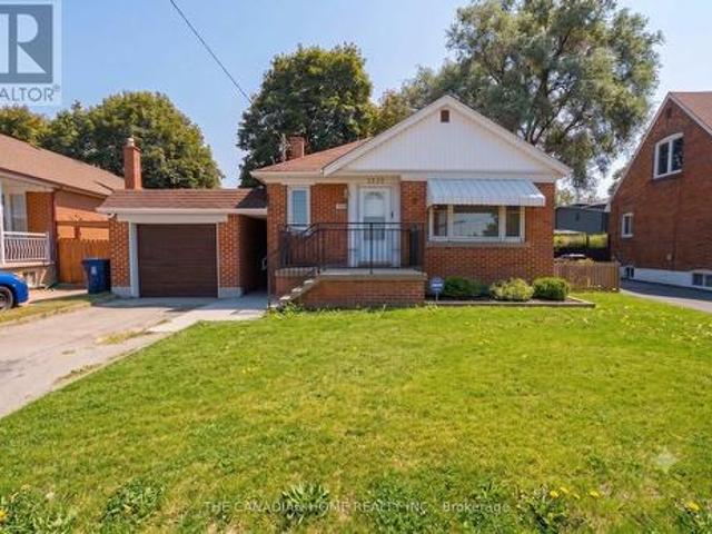 House for sale in Scarborough Centre, Toronto