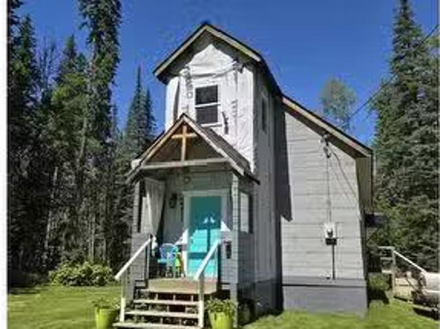 House for sale in Dunster, British Columbia