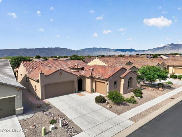 House for sale in Vail, Arizona