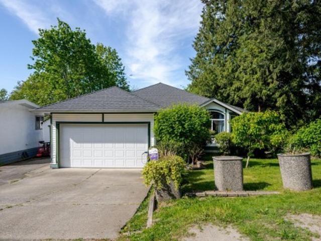 House for sale in Surrey, British Columbia