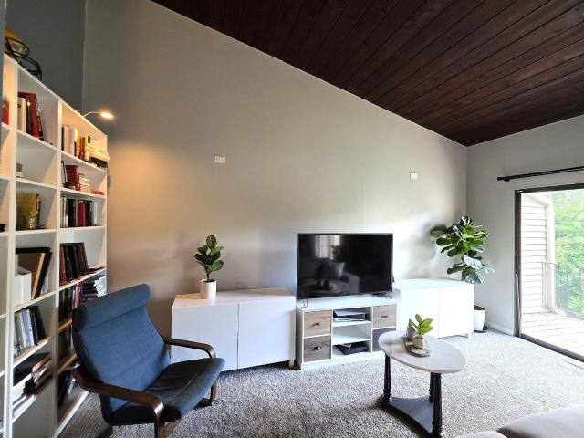 Townhouse for sale in Apple Valley