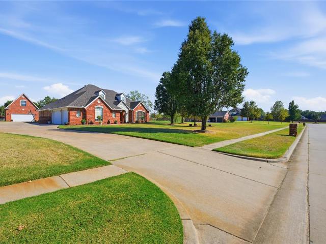 House for sale in Choctaw, Oklahoma County