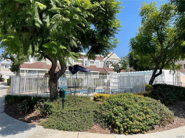 Townhouse for sale in Sylmar, Sylmar Neighborhood Council District
