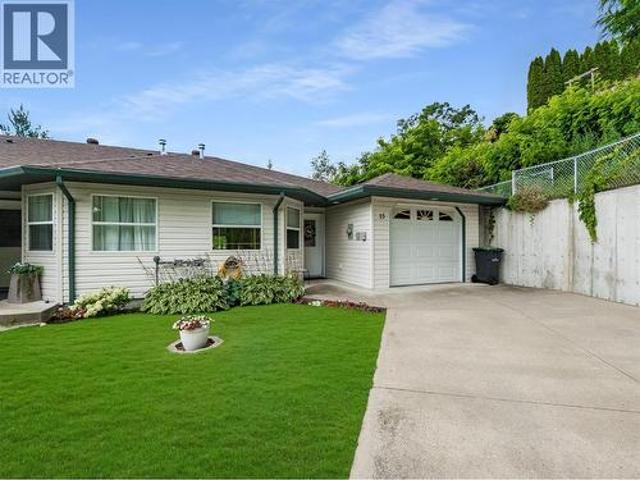 House for sale in Castlegar, British Columbia