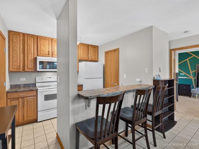 Condo for sale in Mchenry, Illinois
