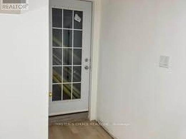 House for rent in Oakville