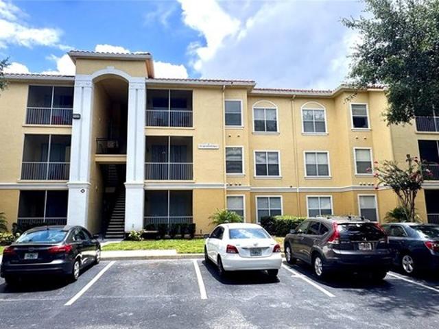 Condo for sale in Maitland, Florida