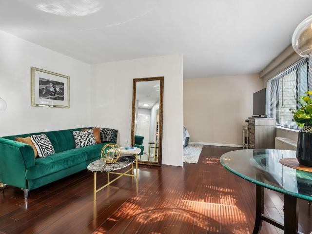 Property for sale in Edgewater, New Jersey