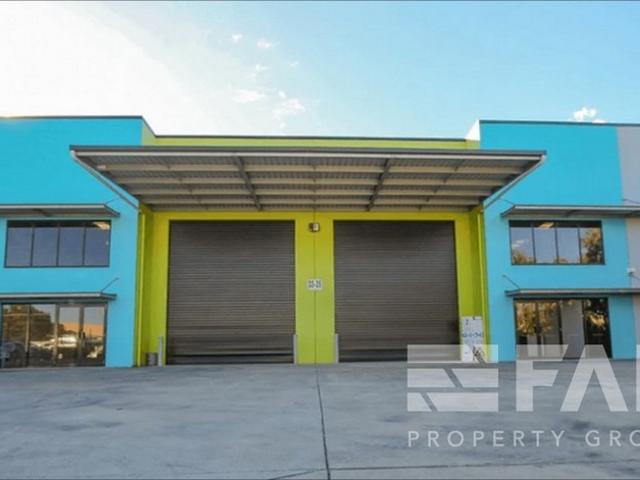 Warehouse for rent in Toombul, Queensland