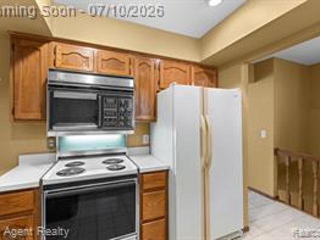Condo for sale in Sterling Heights, Michigan