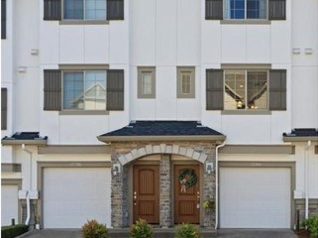 Townhouse for sale in Oregonia