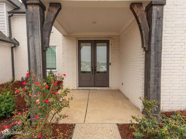 House for sale in Olive Branch, DeSoto County